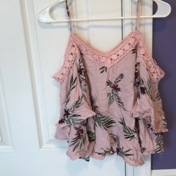 Pink Aeropostale cold shoulder top - Picture 4 of 5